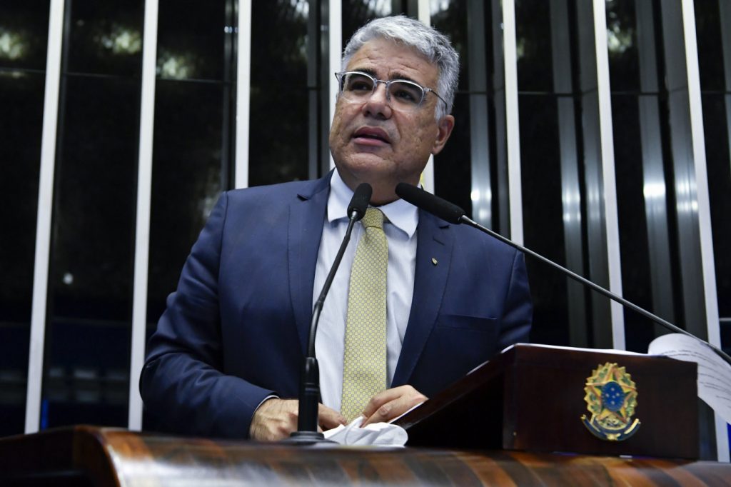 Eduardo Girão integra chapa de Zema como candidato a vice