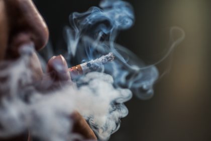 Fumar na gravidez danifica a placenta e eleva riscos da gestação