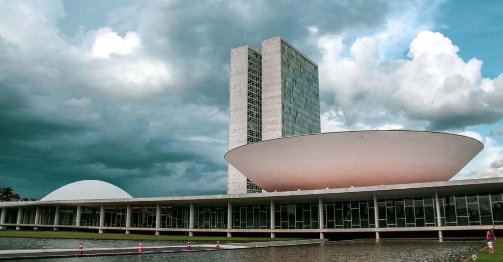 Governo acelera votação de pautas prioritárias no Congresso em agosto