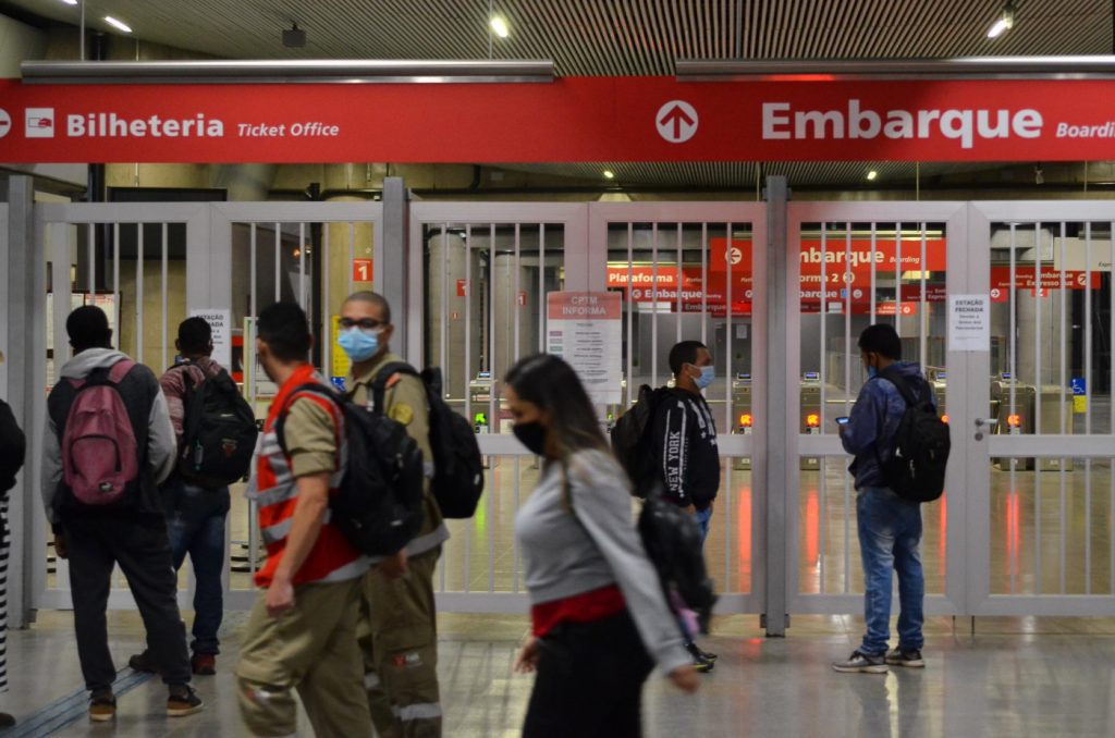 Greve encerrada: trens da CPTM nas linhas 11, 12 e 13 retomam operação