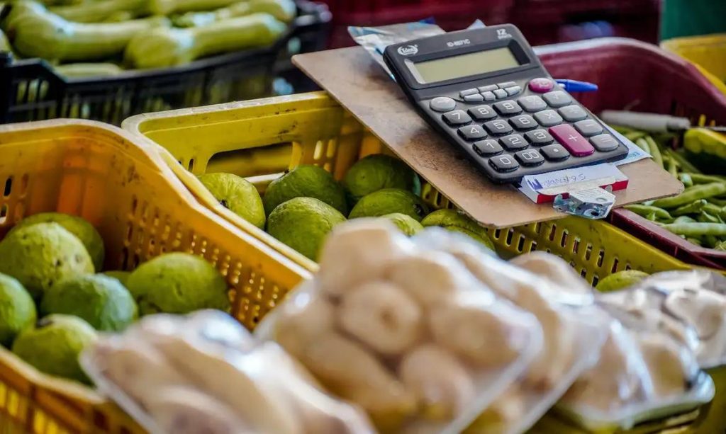 IPCA desacelera em julho, mas 0,07% supera previsões