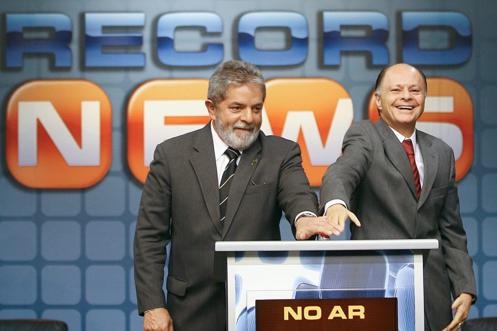 Lula concede entrevista à Record no horário do primeiro debate