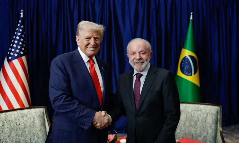 Lula promete diálogo com Trump para barrar interferência eleitoral
