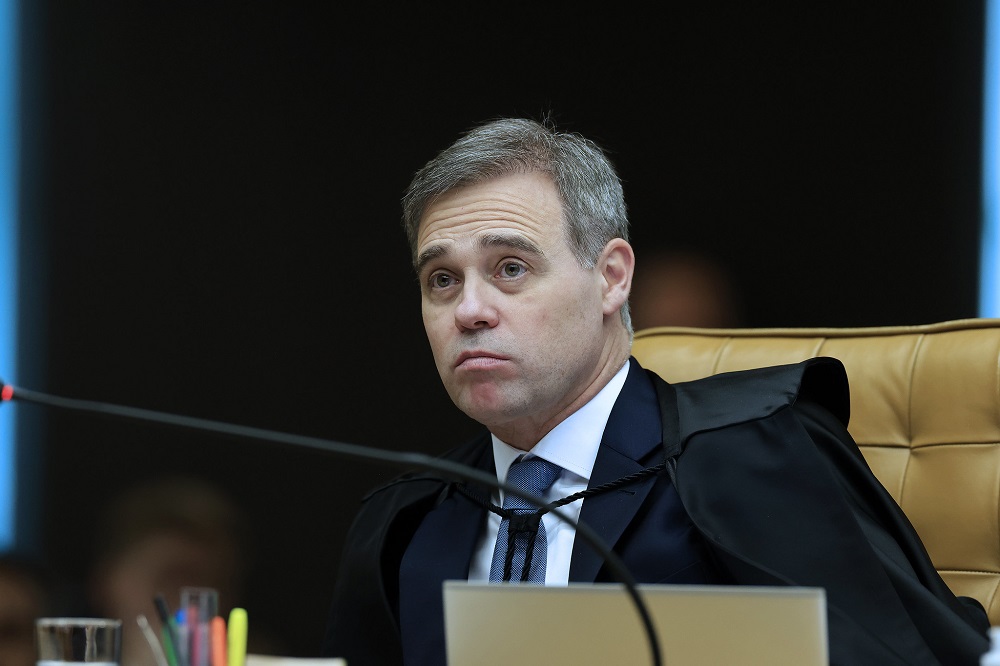 Mendonça deve manter caso Lulinha no STF e rejeitar PGR