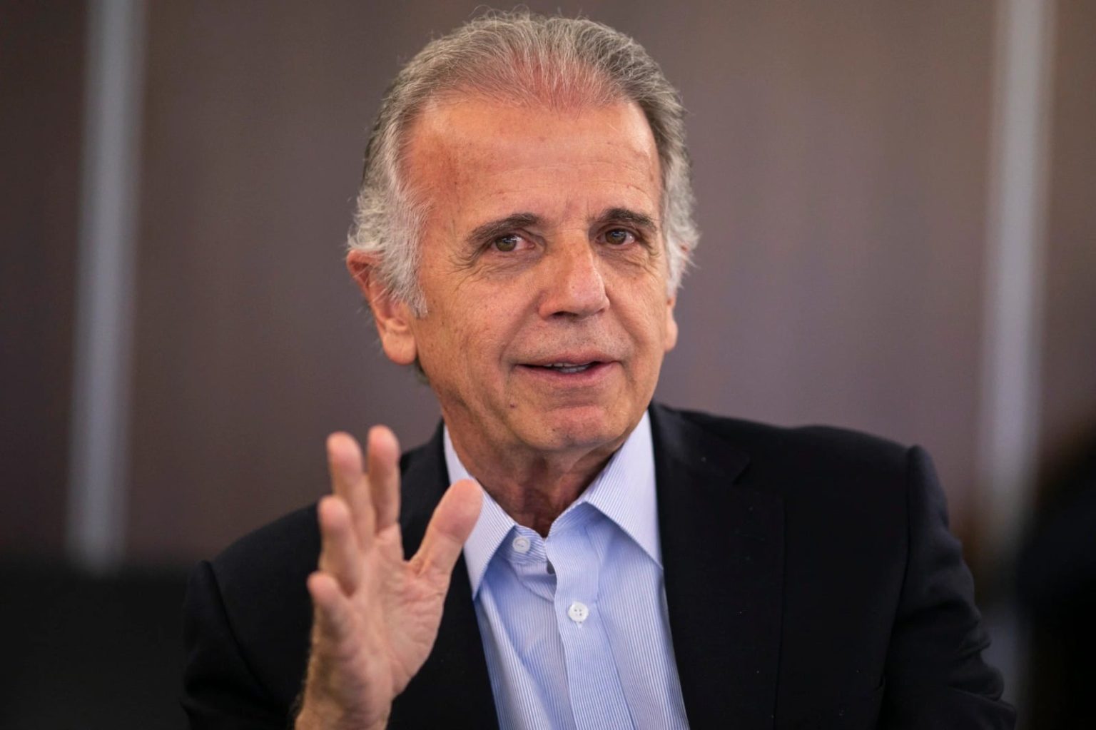 Múcio admite falta de equipamentos para enfrentar invasão dos EUA