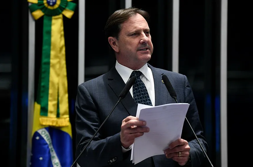 Nunes Marques restabelece elegibilidade de Acir Gurgacz para eleições