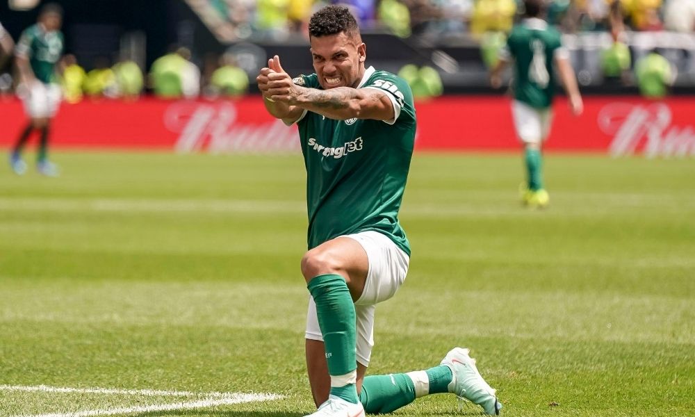 Paulinho tem nova lesão no adutor e desfalca o Palmeiras por um mês