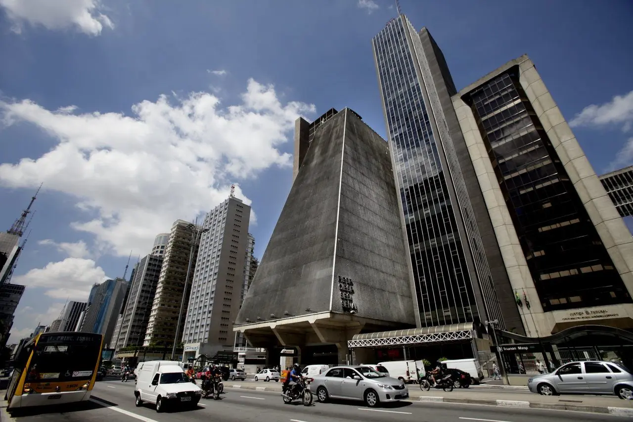 Pesquisa Fiesp mostra crime derruba renda familiar e trava investimentos