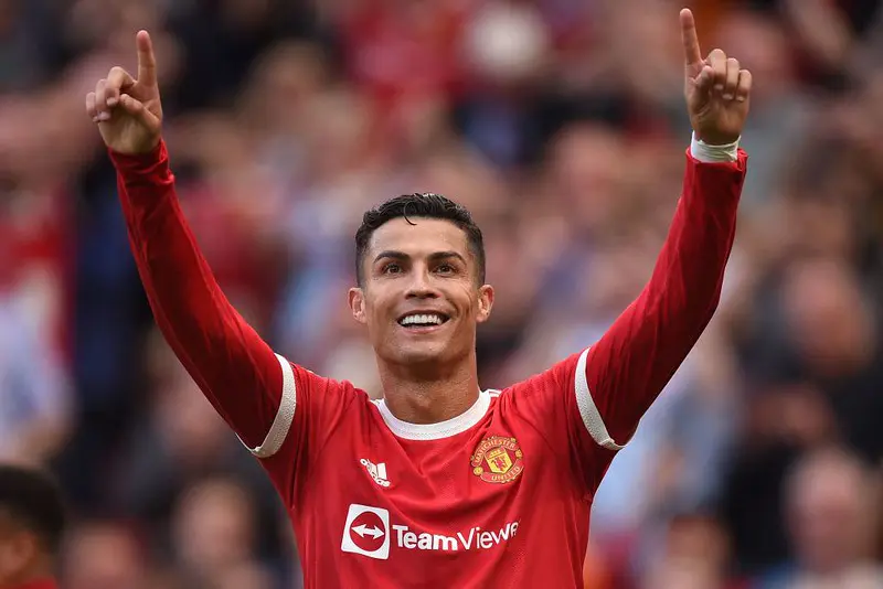 Ronaldo pode se aposentar do futebol em 2027, diz Vogue