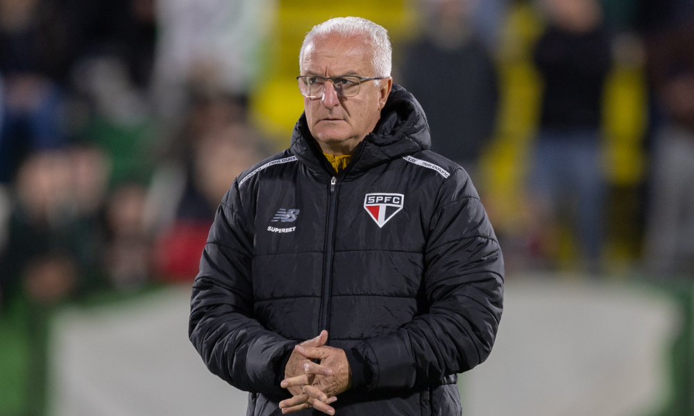 São Paulo quebra jejum de 10 jogos e vence Bragantino por 2 a 1
