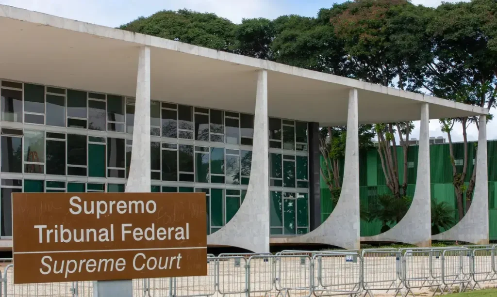 STF decide futuro da Ficha Limpa em julgamento virtual que recomeça em 11/9