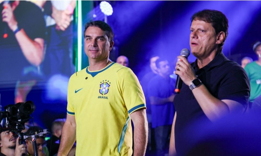 Tarcísio vai à Paulista ao lado de Flávio Bolsonaro no 7 de Setembro