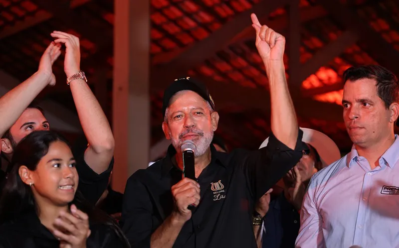 Arthur Lira participa de leilão de touros em São Sebastião (AL)