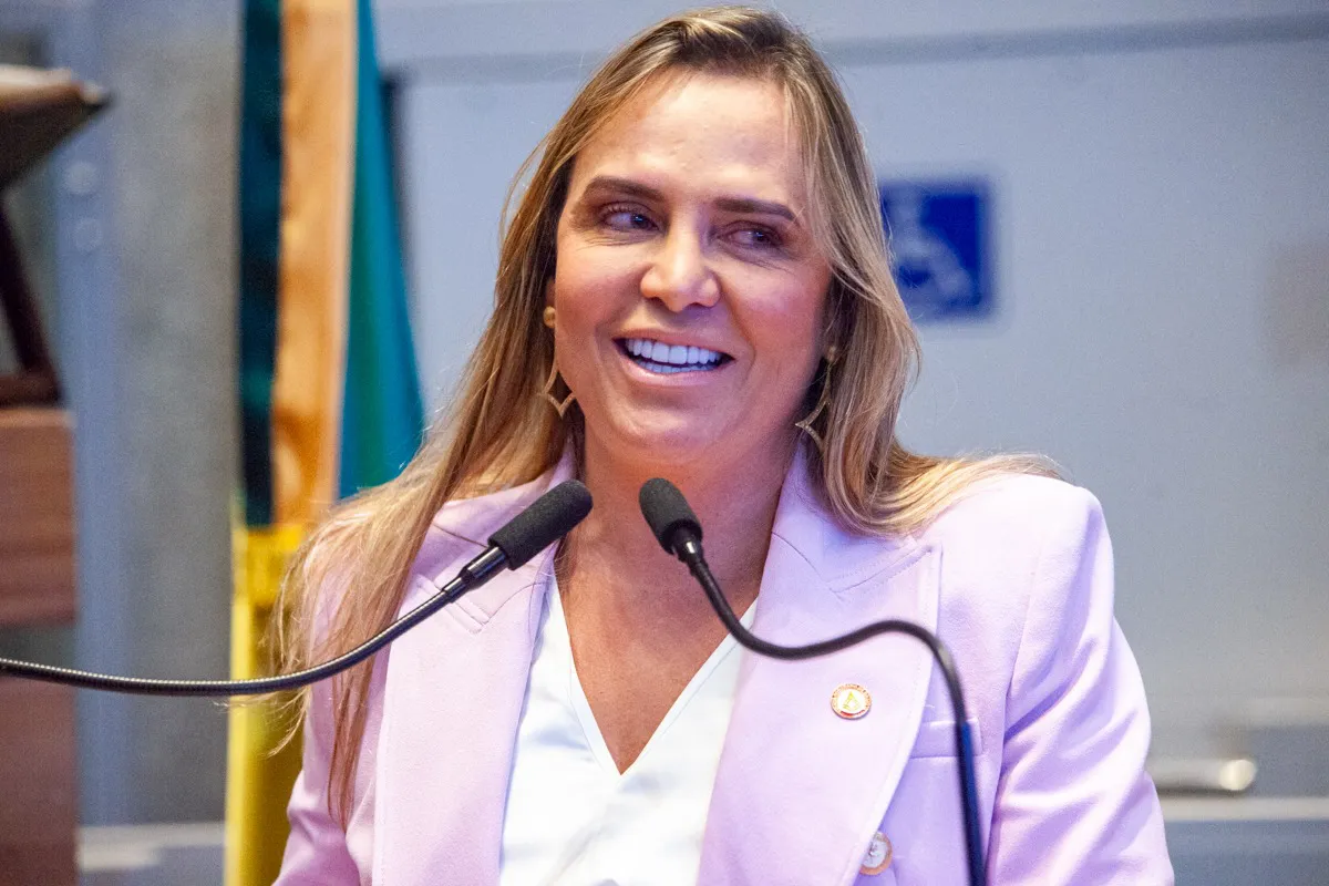 Celina Leão dispara a 40% e amplia vantagem no DF