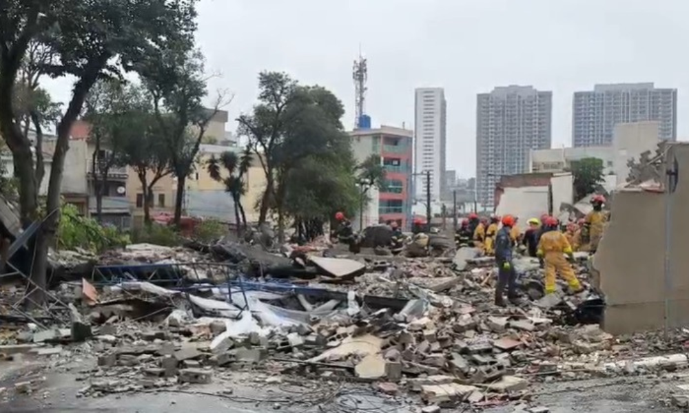 Desabamento de prédio em construção na Penha, zona leste de SP, deixa duas mortas