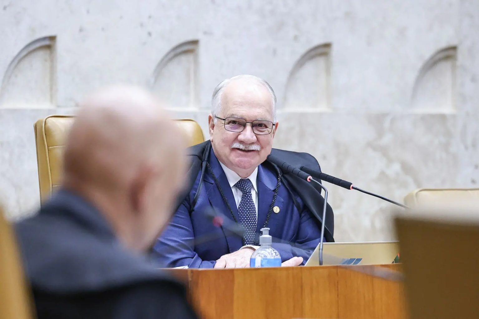 Fachin assume relatoria do inquérito das fake news e reavalia procedimentos