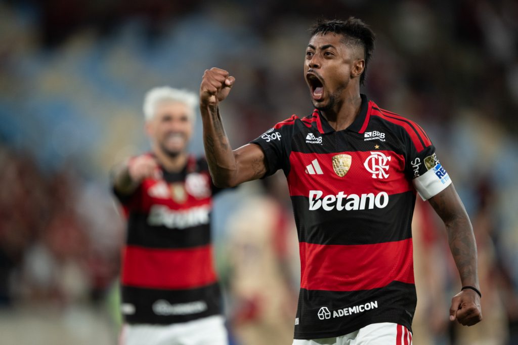 Flamengo vence Del Valle por 2 a 0 e abre vantagem nas quartas