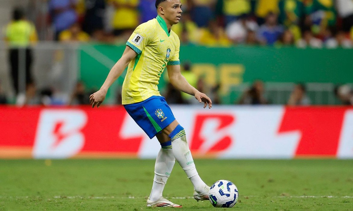 Lesão afasta Wesley; Vanderson é convocado para amistosos da Seleção