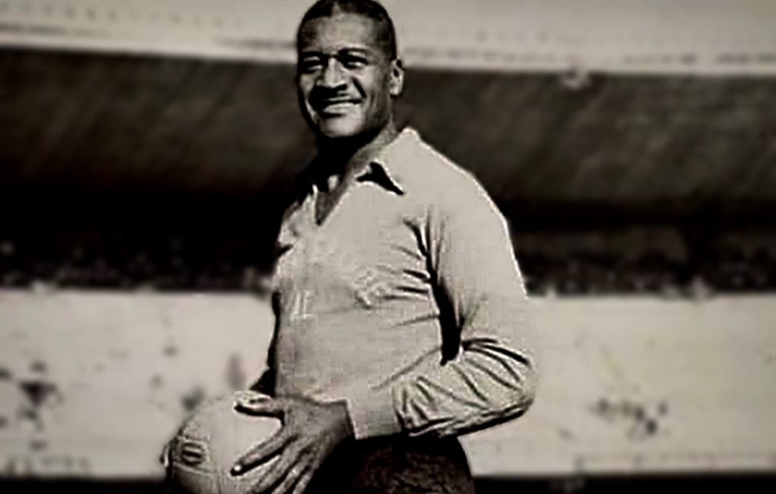 Nelson Rodrigues reabilita Moacir Barbosa em crônica de 1959