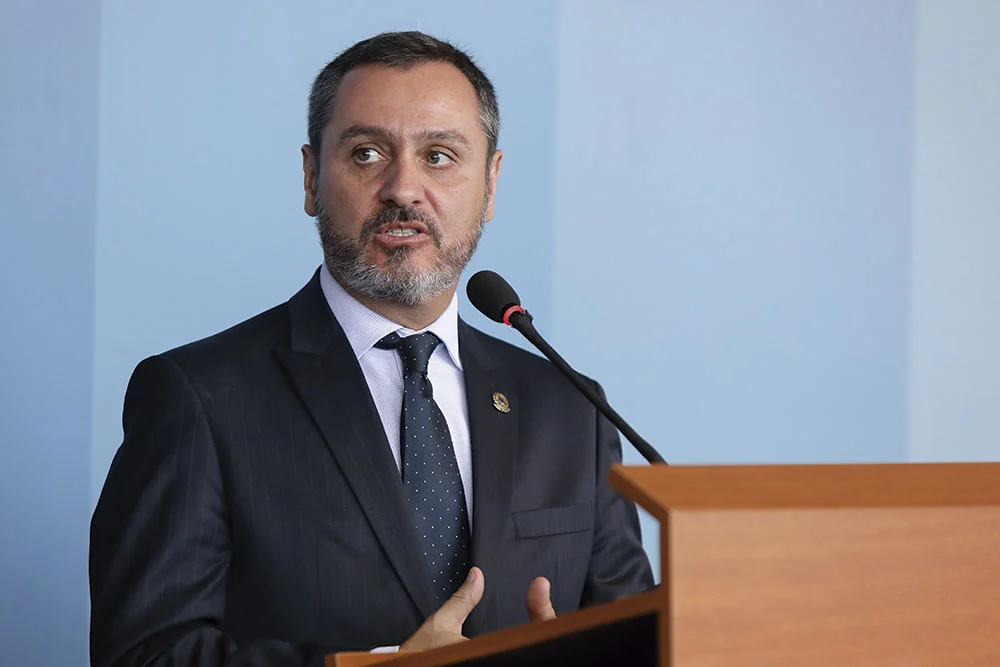PF monitorou André Mendonça nas investigações Master e INSS
