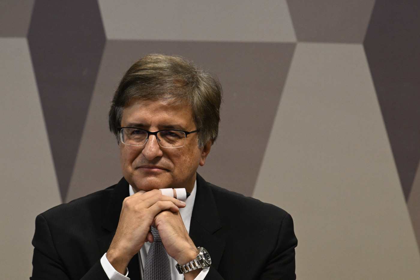 Procurador quer anular relatório que cita Moraes e Vorcaro