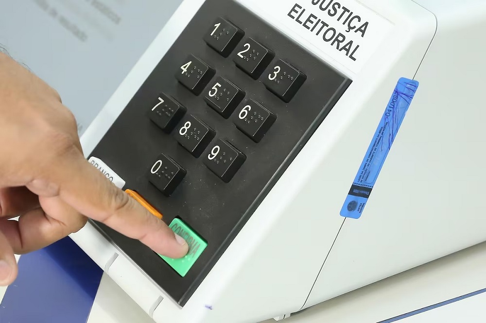 Programa Seu Voto Importa amplia transporte e urnas adaptadas