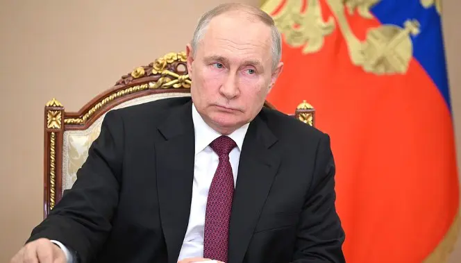 Putin garante apoio e mantém laços econômicos com o Irã