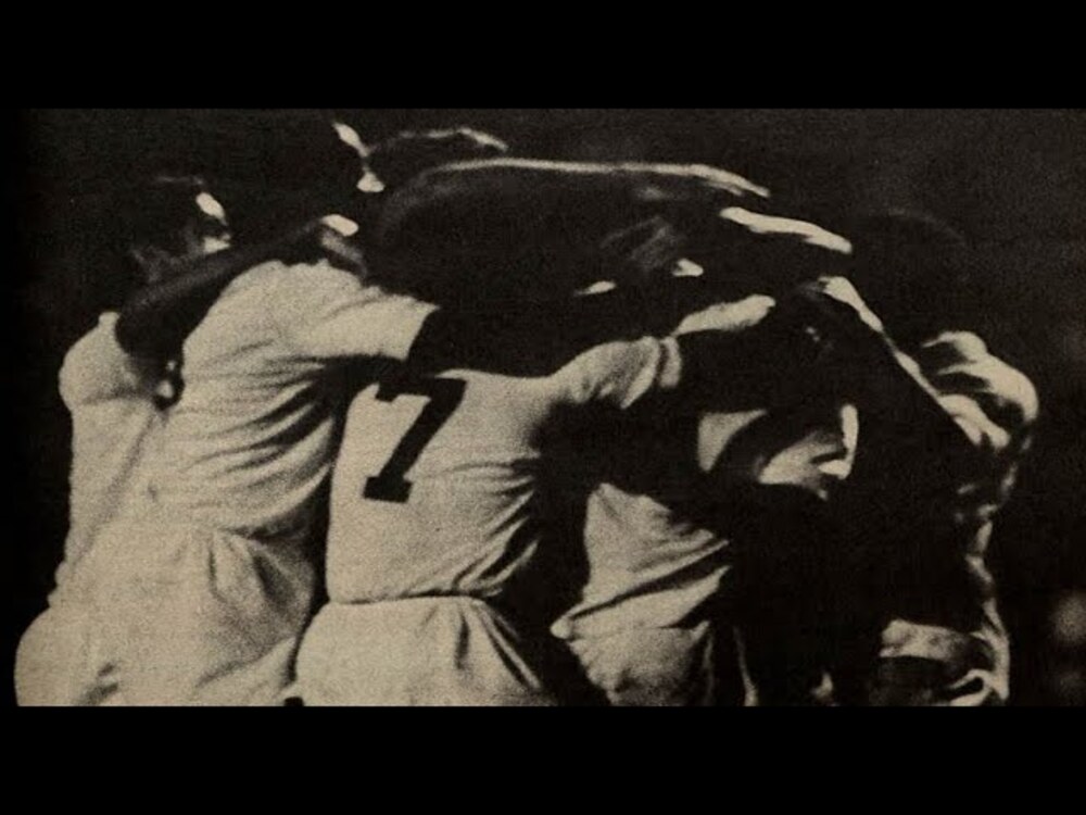 Reveja a final de 1967: Santos vence São Paulo por 2 a 1 no Pacaembu