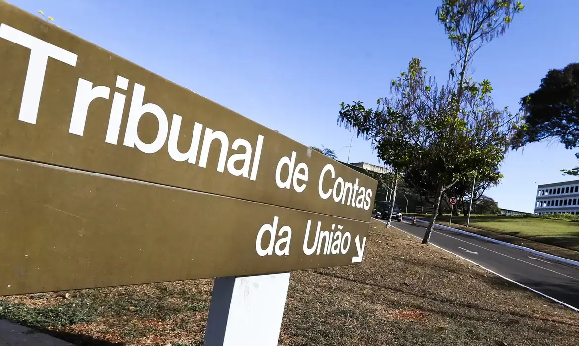 TCU autua representação e abre investigação sobre live de Lula