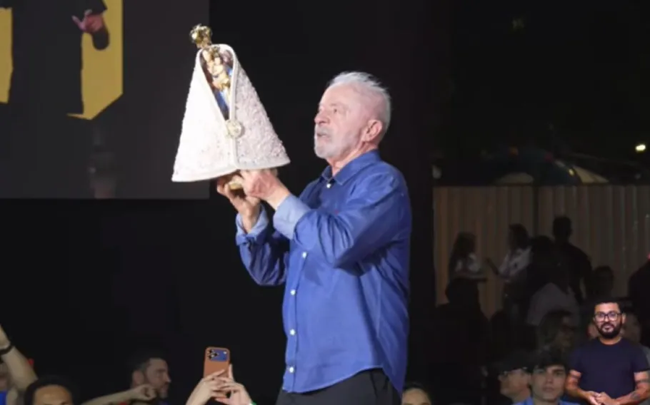 TSE manda retirar montagem que atribuía a Lula proposta contra Aparecida
