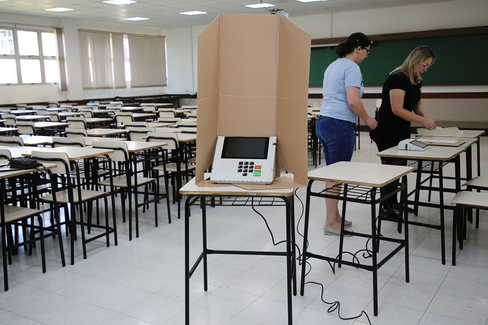 158,7 milhões vão às urnas hoje para eleger presidente e governadores
