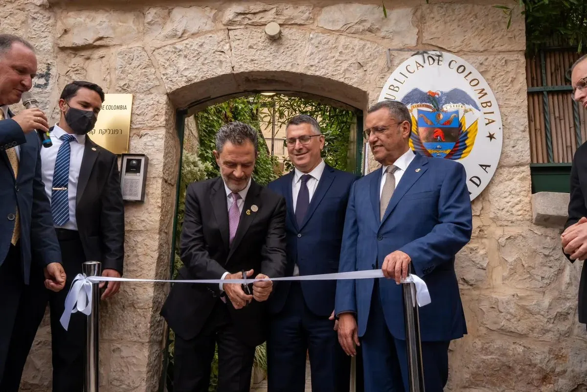 Colômbia abre embaixada em Jerusalém e reata relações com Israel
