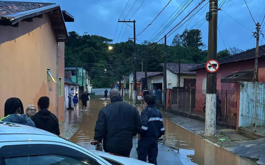 Correnteza arrasta e mata duas jovens em Jundiaí após festa