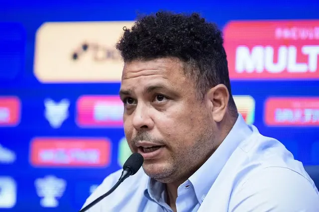 Cruzeiro toma R$25 mi de fundo ligado a Vorcaro e quita por R$29,8 mi