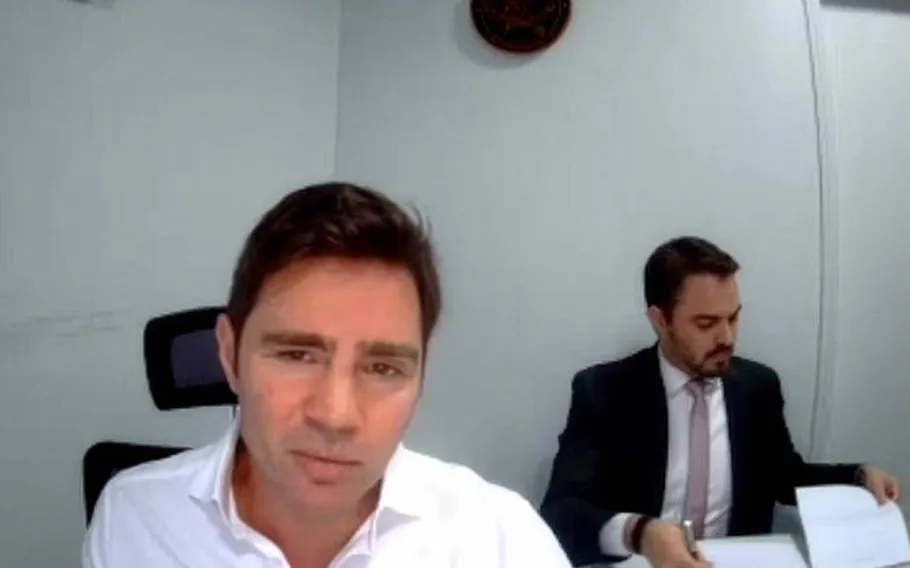 Defesa admite voz de Daniel Vorcaro em áudio e contesta contexto