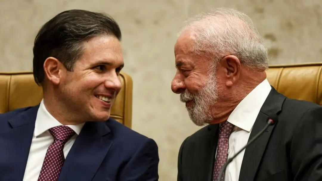 Deputados votam PLP que amplia limite do MEI às vésperas do 2º turno