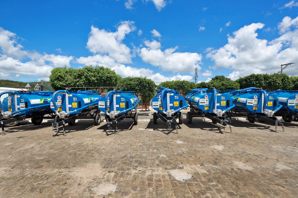 Governo libera R$1,42 mi para levar água a comunidades rurais na Bahia