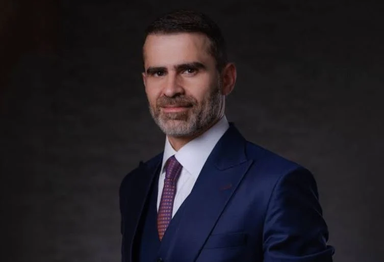 Luis Felipe Cunha toma posse no Senado e ficará no cargo até 2031