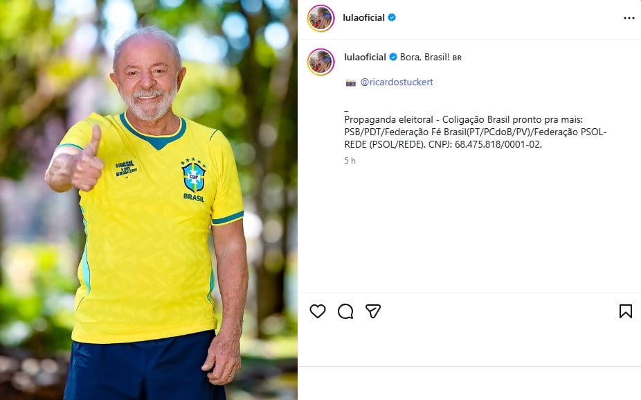 Lula adere a campanha digital e publica foto com camisa da Seleção