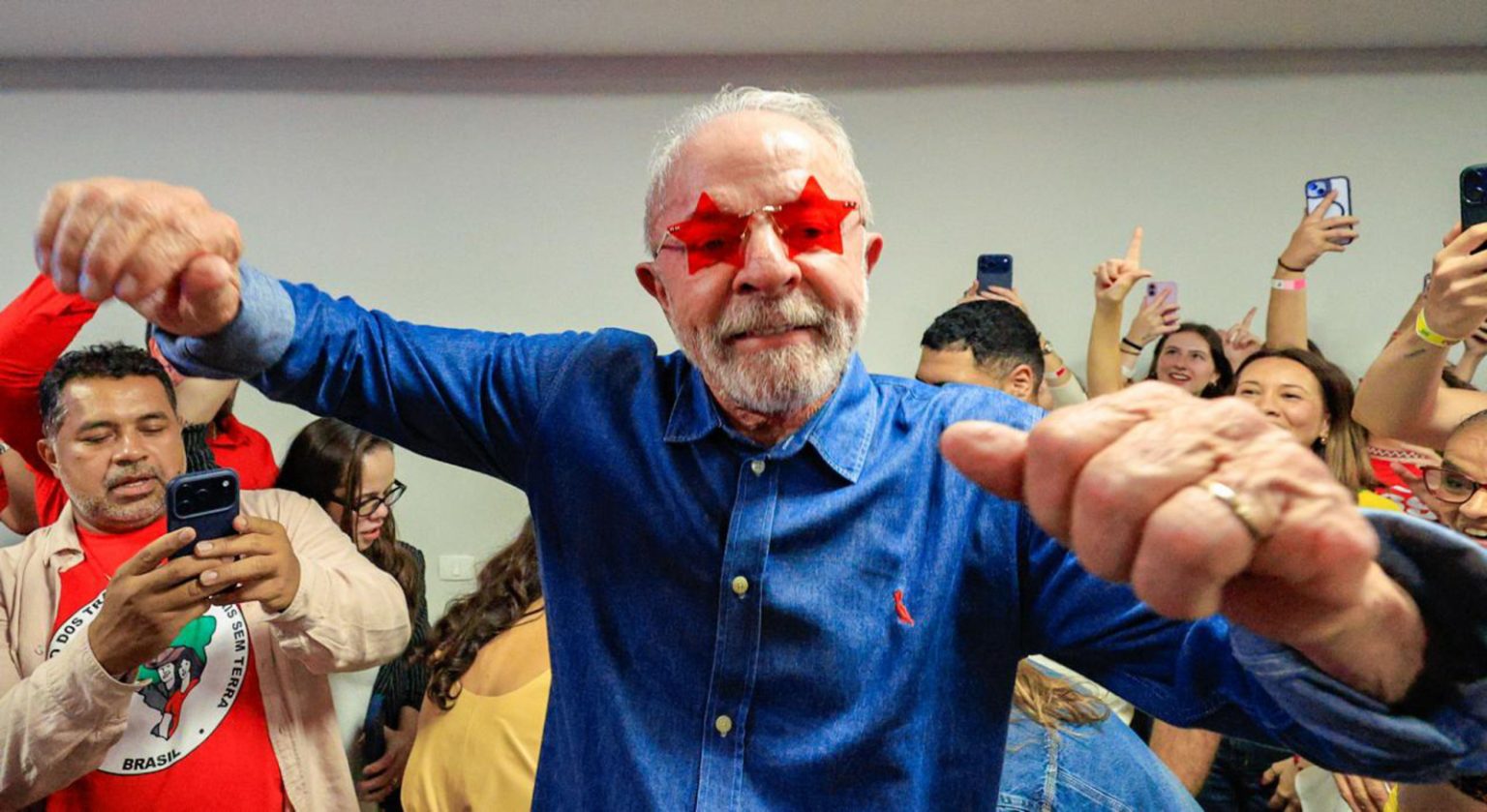 Lula amplia votos em todas as 27 UFs e cresce 2,6 mi em São Paulo