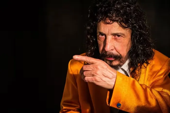 Morre o cantor e compositor Benito Di Paula, ícone do 'samba de pianeiro'