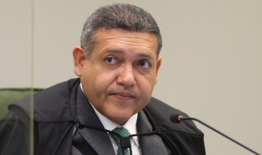 Nunes Marques manda analisar canal 'Exército do Lula' no WhatsApp