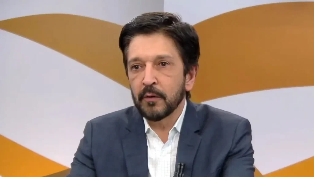 Nunes sanciona dia 1º de janeiro como Dia Universal de Oração em SP