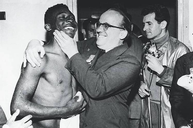 Paulo Machado de Carvalho recorreu a Nossa Senhora e inspirou o Brasil em 1958