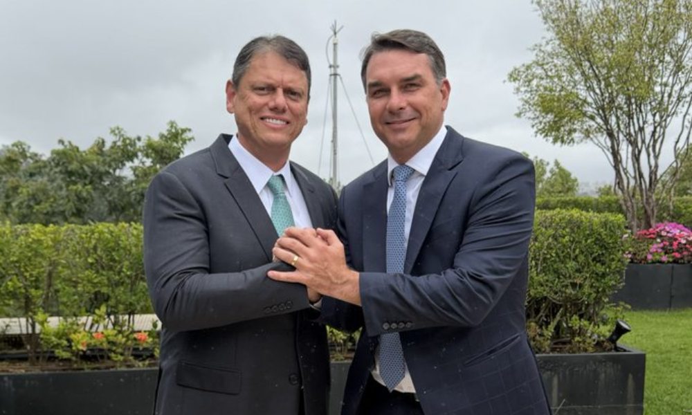 Republicanos anuncia apoio a Flávio Bolsonaro para o 2º turno