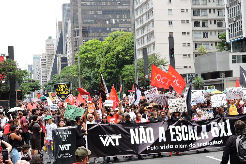 Senado promulga PEC que extingue escala 6×1 na sexta (16)